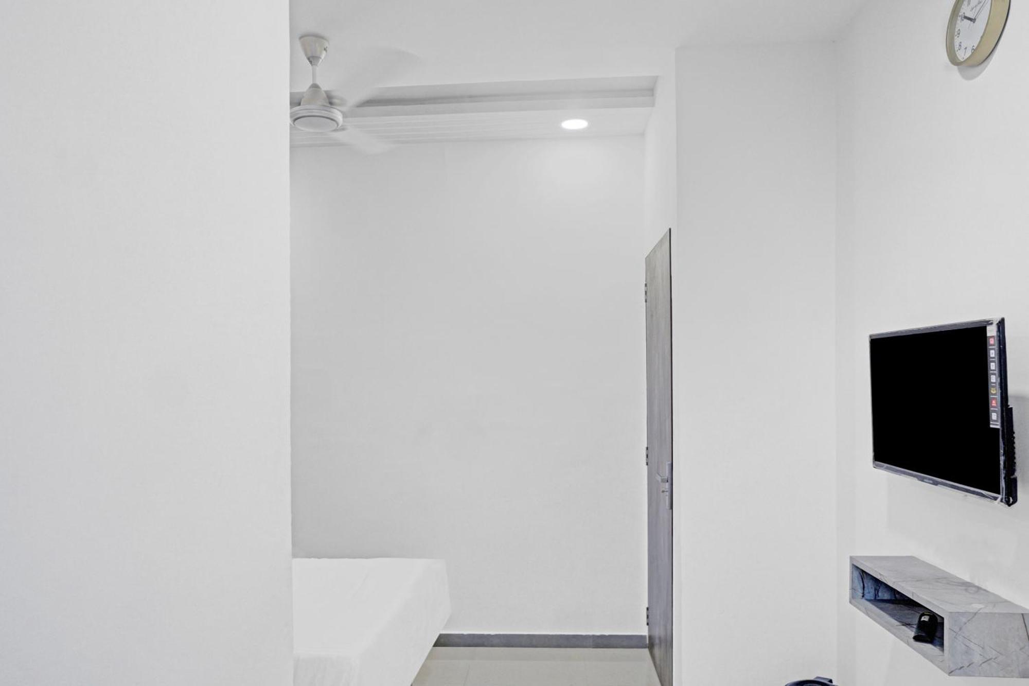 Collection O Sigma Inn Сурат Экстерьер фото